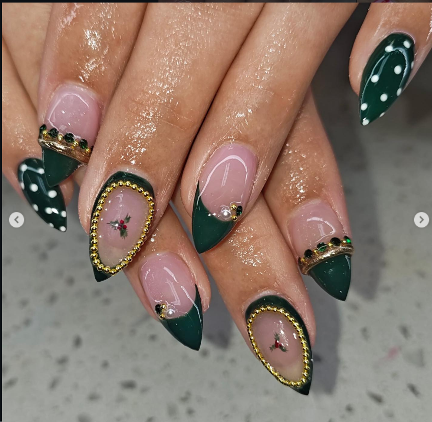 Green and Gold Holiday Nails